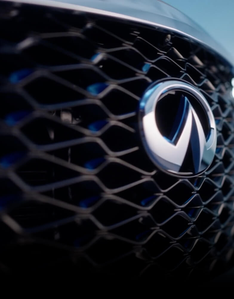 2022 INFINITI QX60 Crossover Exterior SUV Dramatic Front Grille