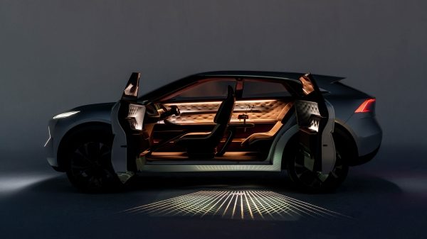 Side profile of an INFINITI concept vehicle