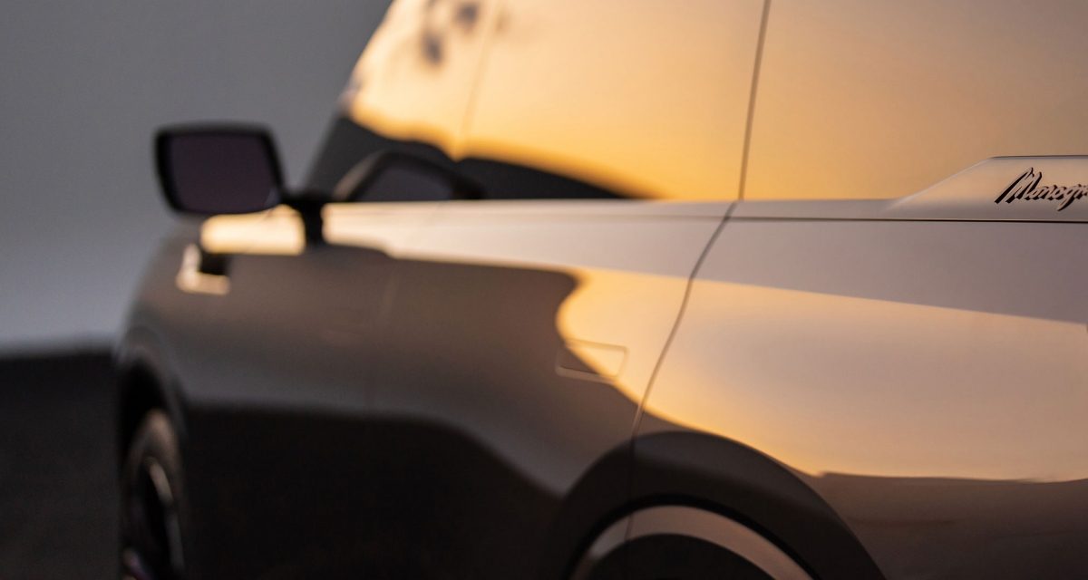 INFINITI QX Monograph vehicle in Akane, a sunset-inspired body colour