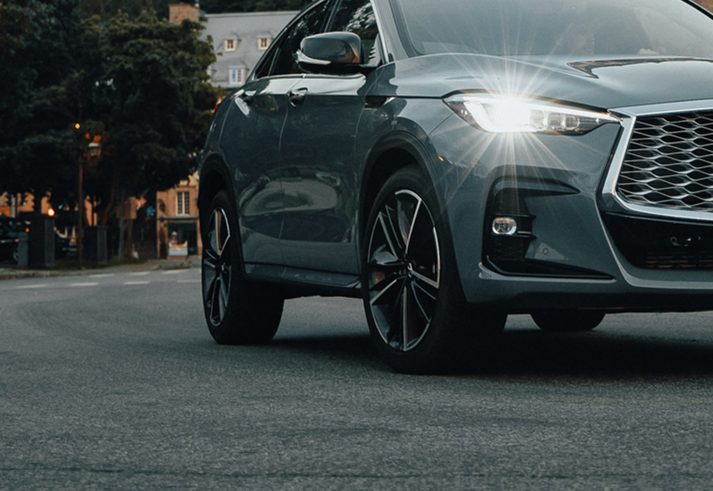 2024 INFINITI QX55 crossover headlamps