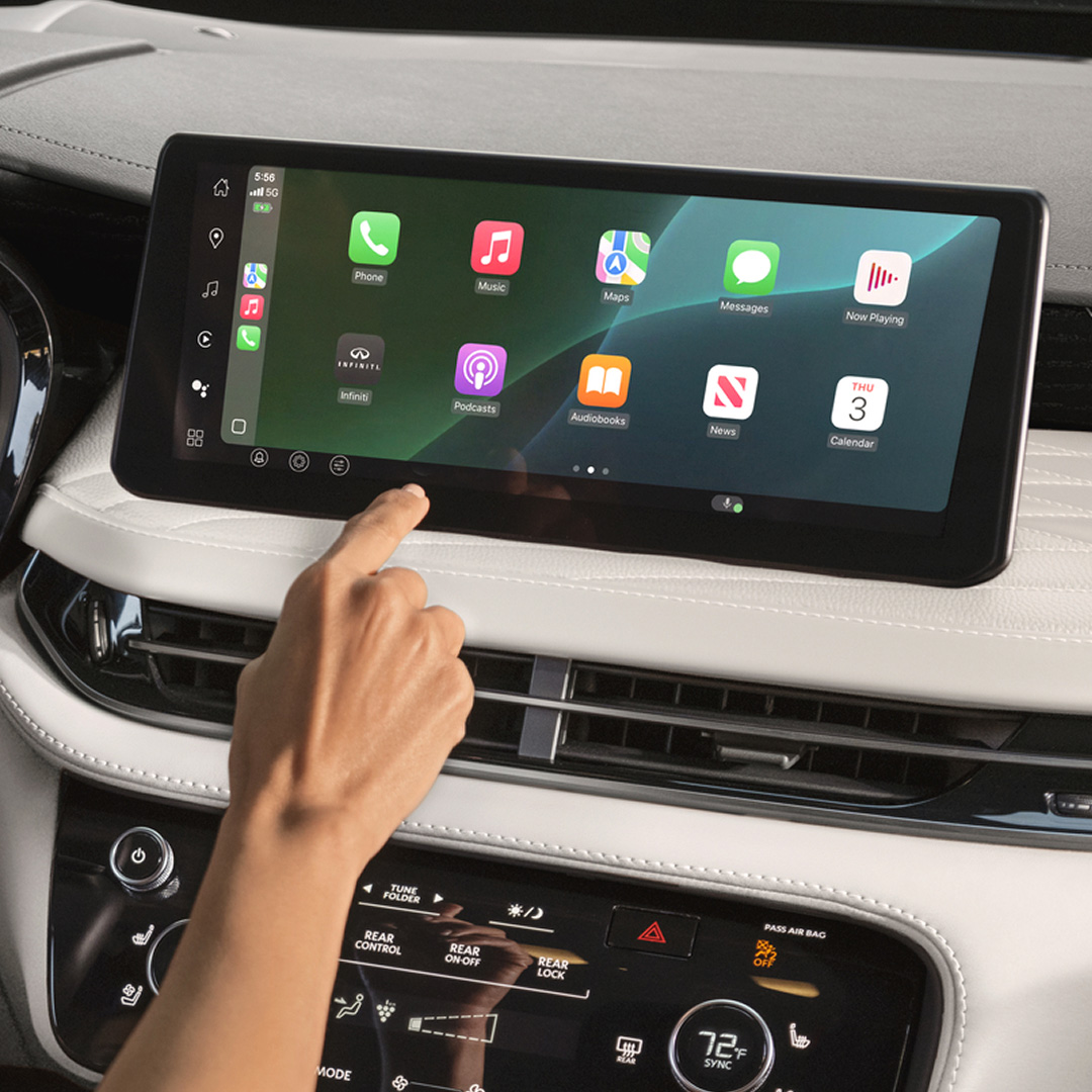 New INFINITI QX60 12.3-inch InTouch infotainment touchscreen in use with Apple CarPlay
