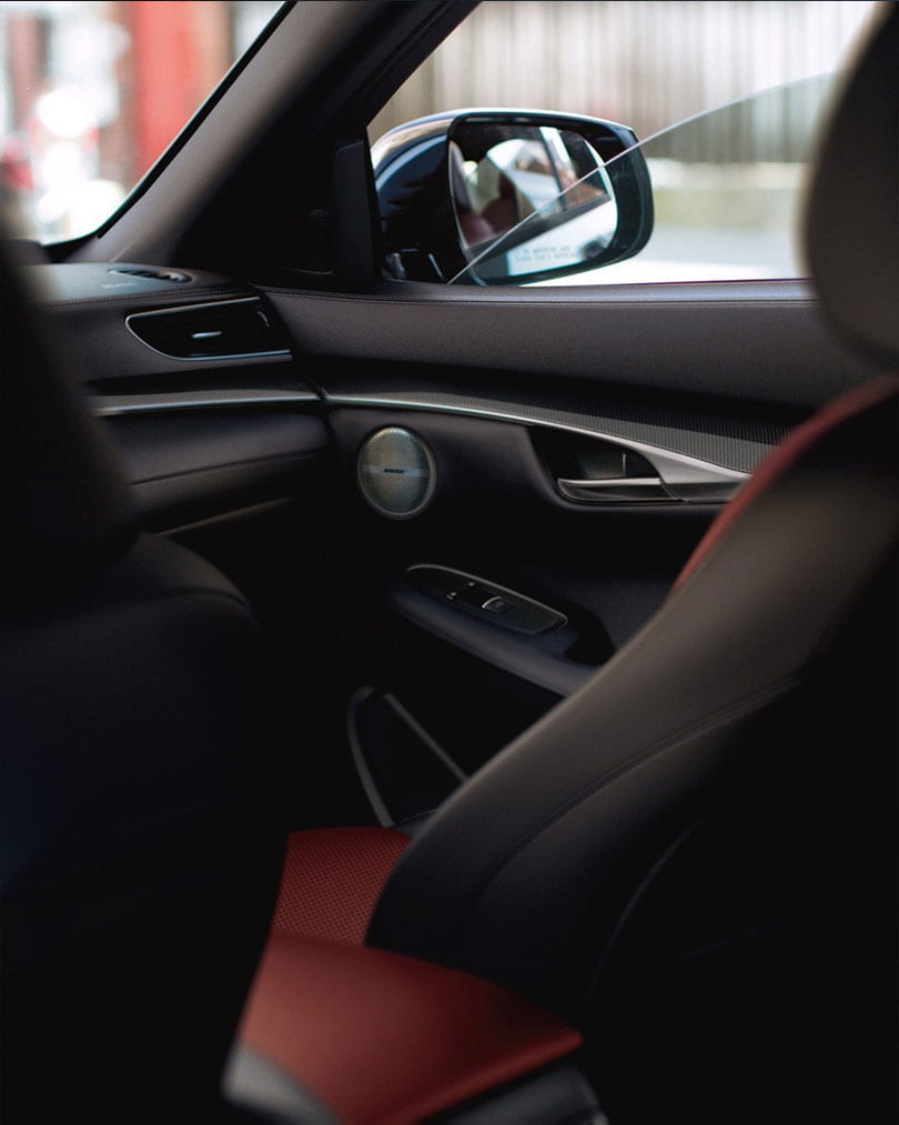 מבט על המושב הקדמי באינפיניטי QX50