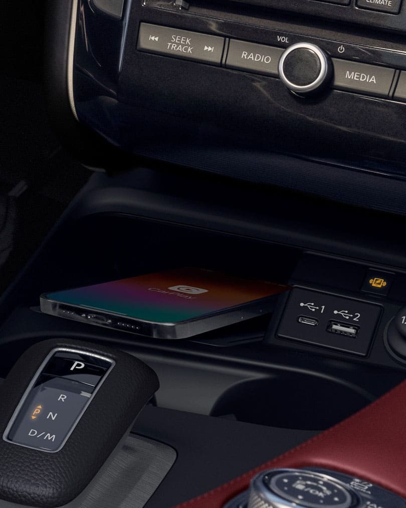 משטח טעינה אלחוטי ושקע USB באינפיניטי QX50