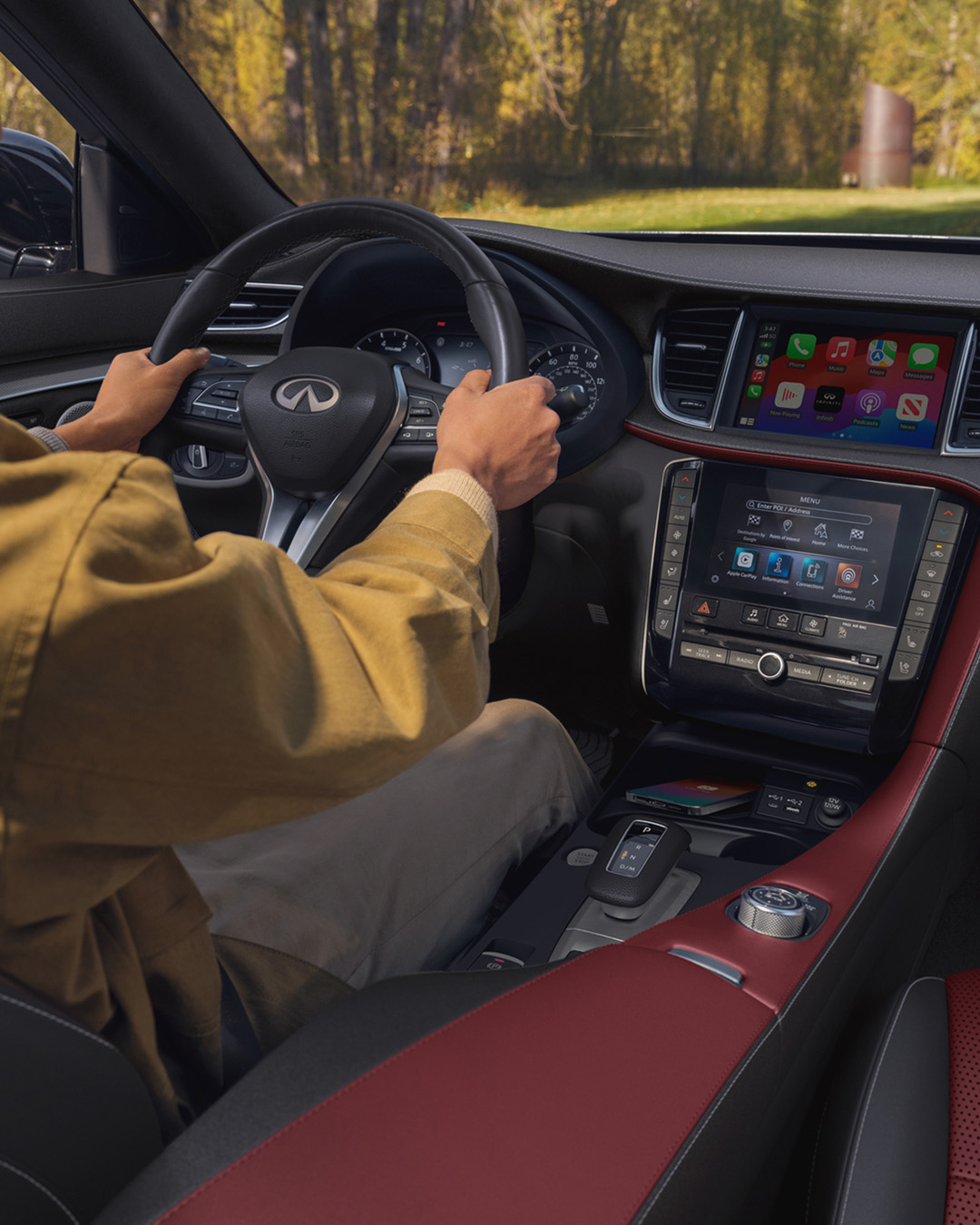 Interior view of INFINITI IQ Technologies