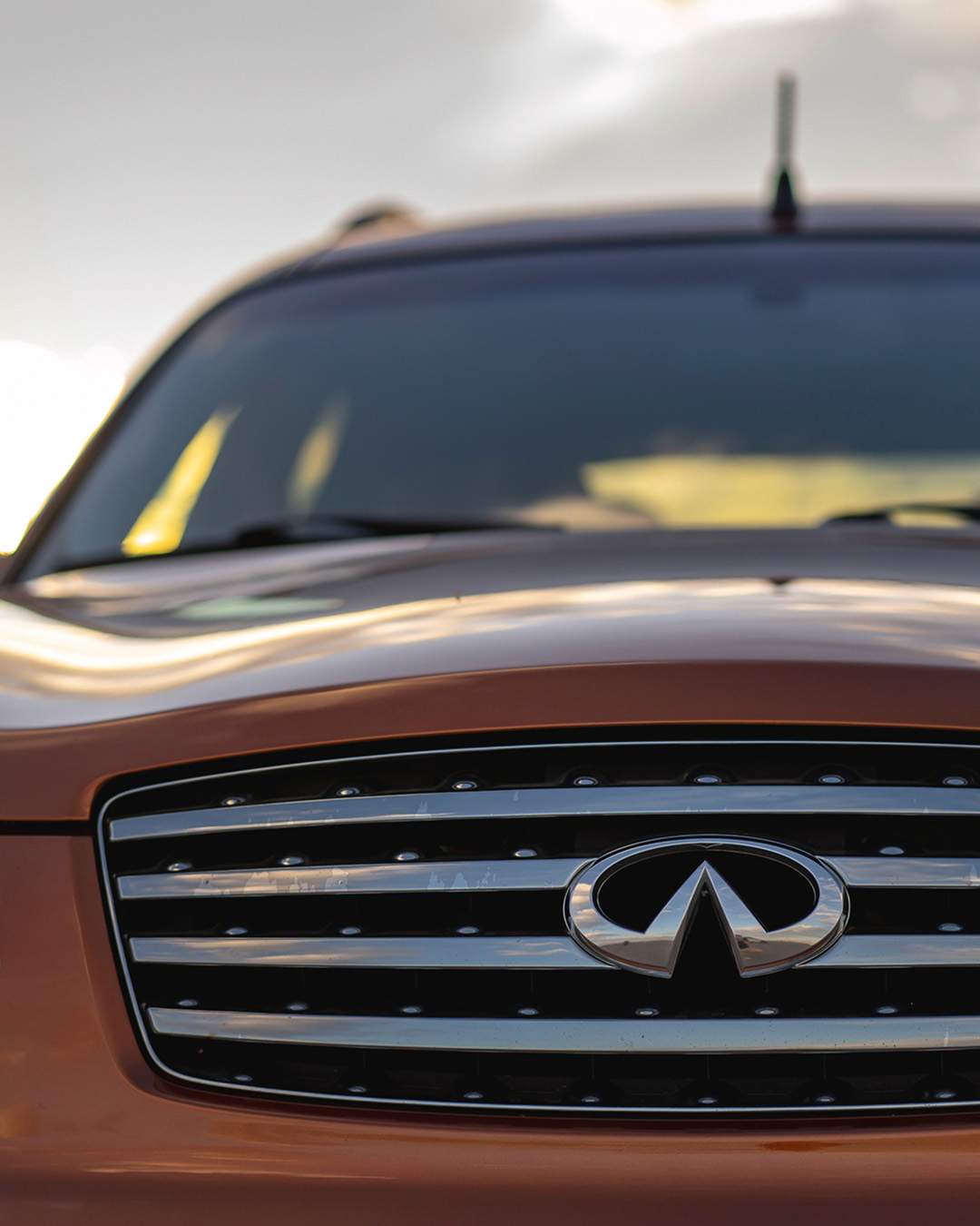 INFINITI car from FX line featuring double-arch grille