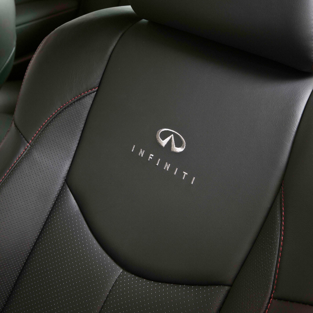 Closeup of INFINITI G37 luxury sport sedan leather-appointed-seat