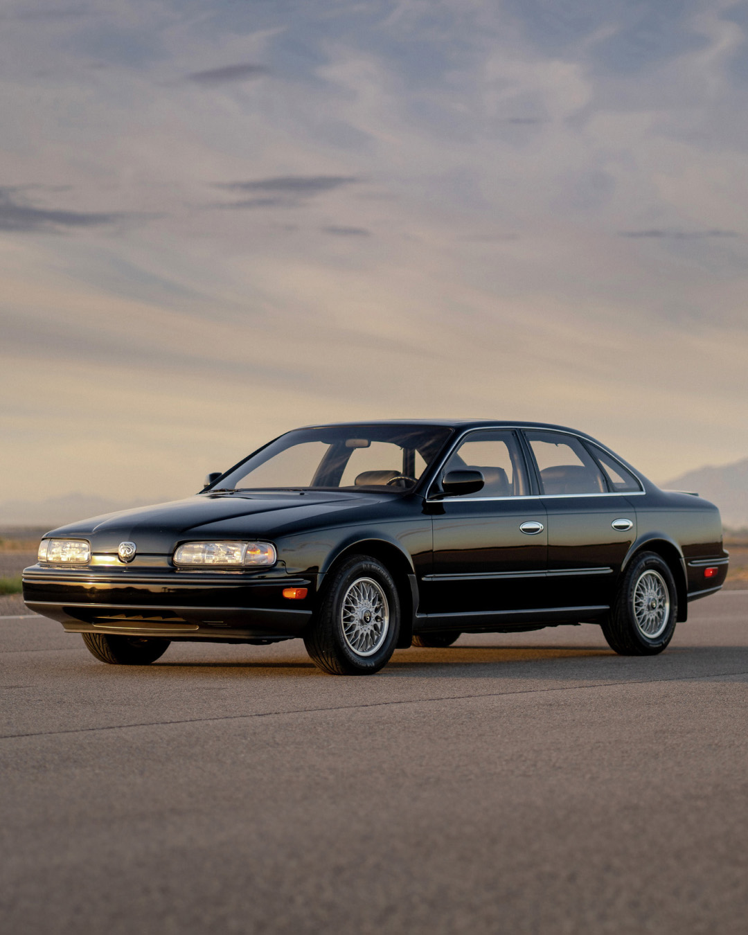 INFINITI Q45 Luxury Sedan exterior