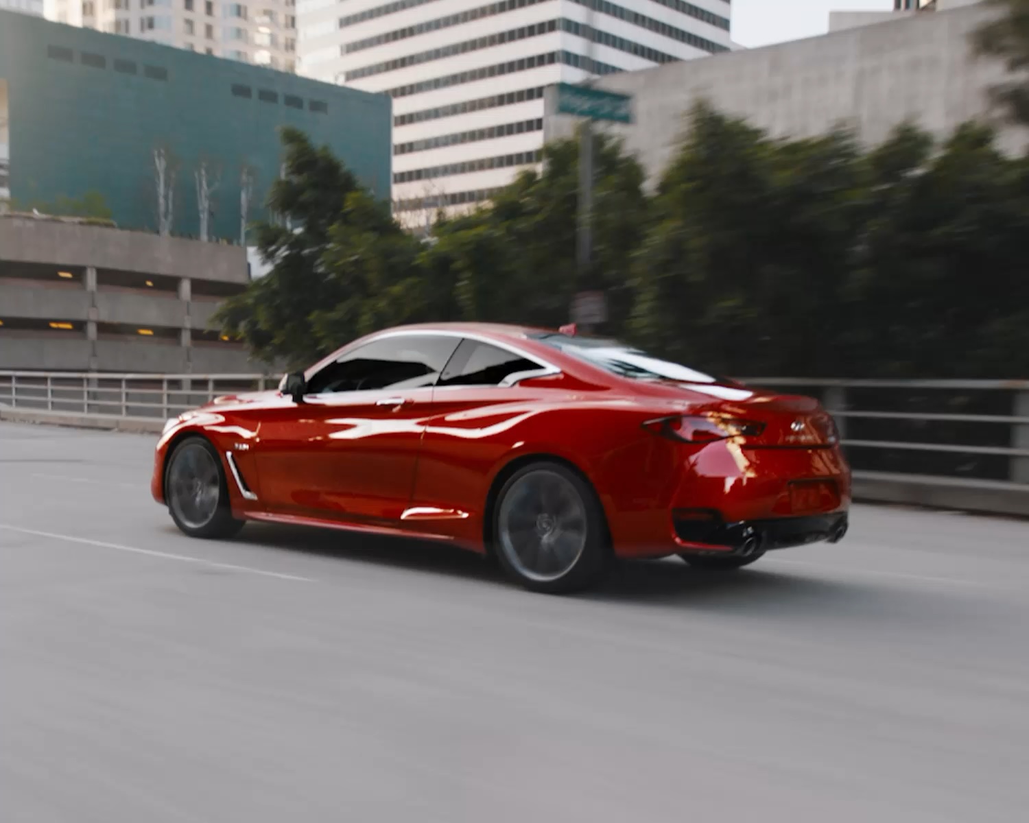 INFINITI Q60 Dynamic Digital Suspension video