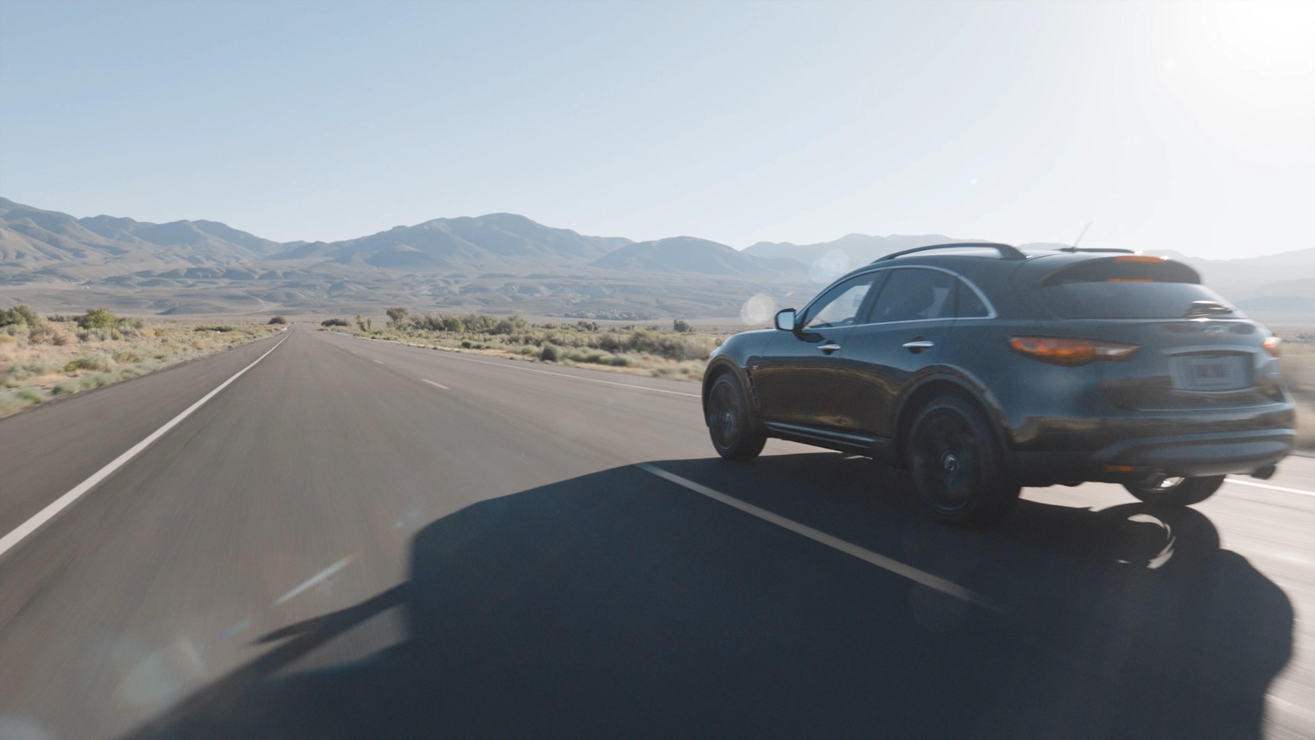 INFINITI QX70 Luxury Crossover SUV hero video