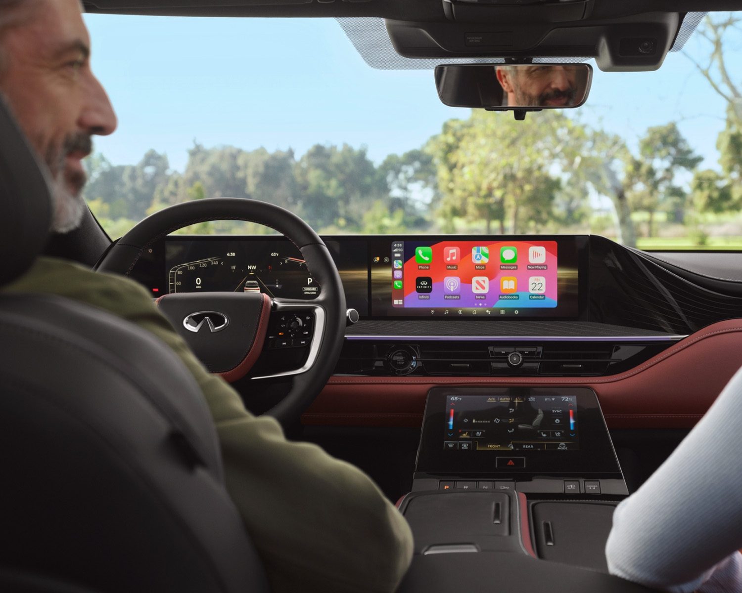 2026 INFINITI QX80 onboard infotainment system with smartphone integration and Klipsch audio