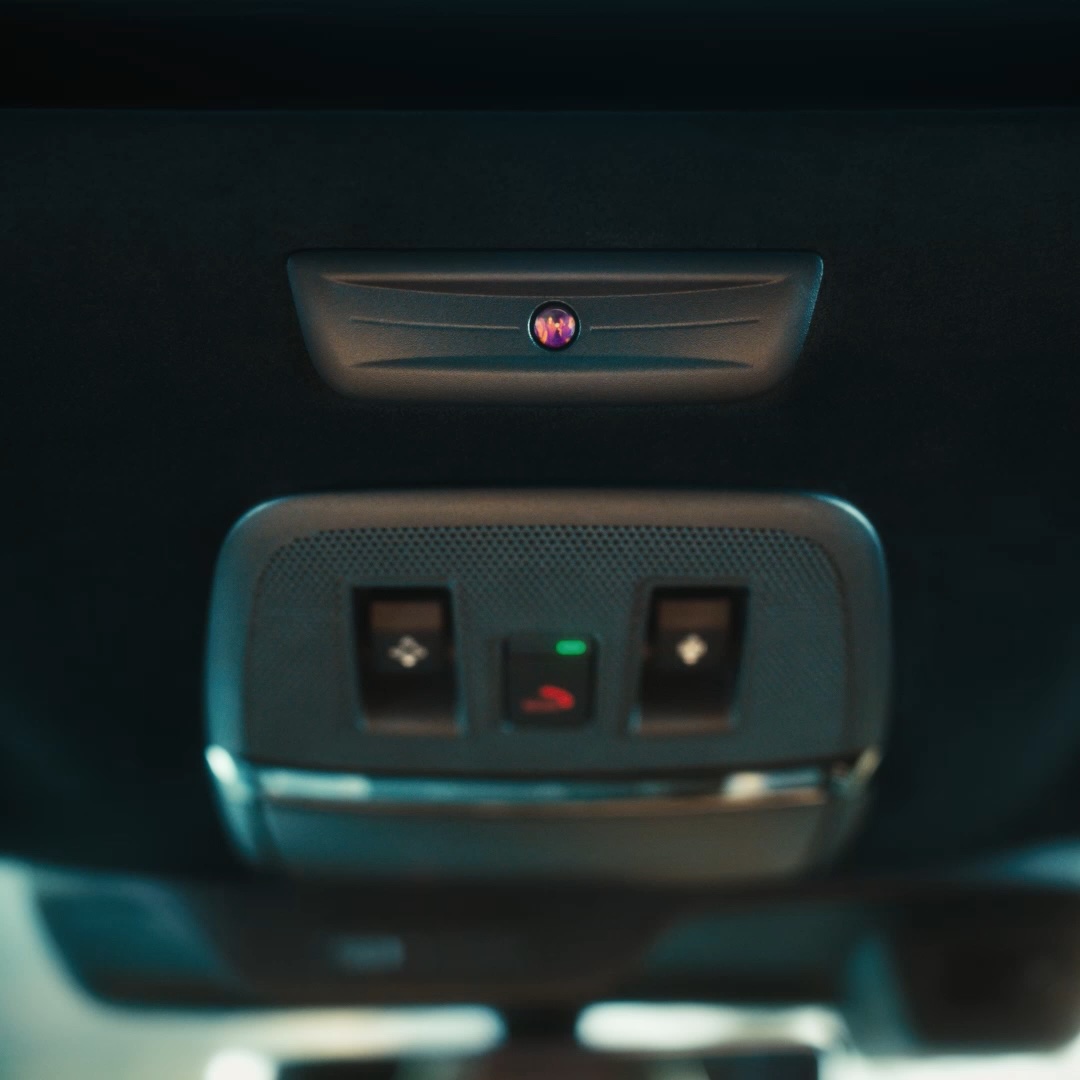 INFINITI QX80 SUV biometric cooling